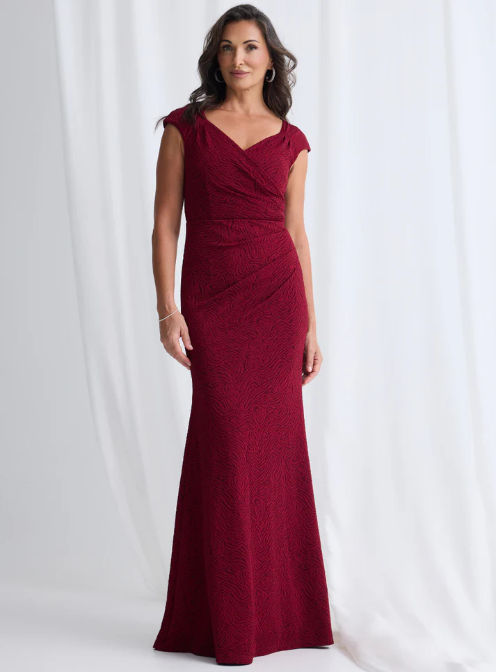 BAILEY GOWN