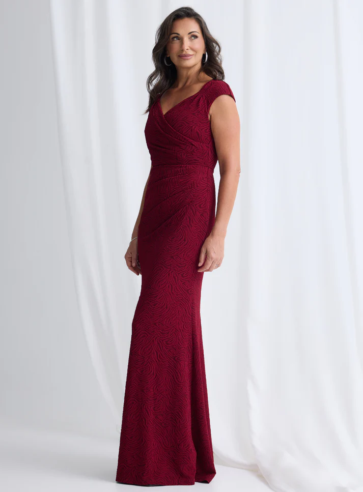 BAILEY GOWN
