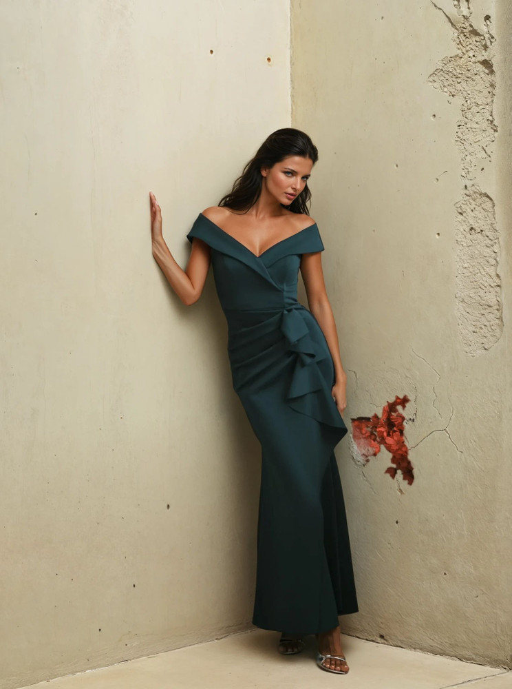 D1068 DEENA gown $465